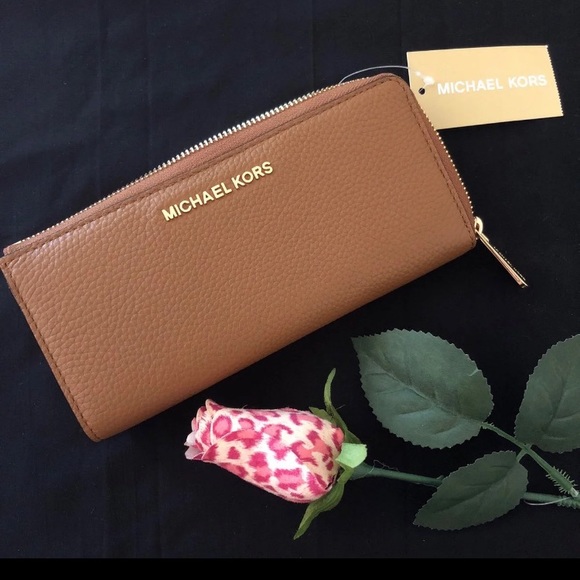 NWT Michael Kors acorn colored wallet - Picture 1 of 7